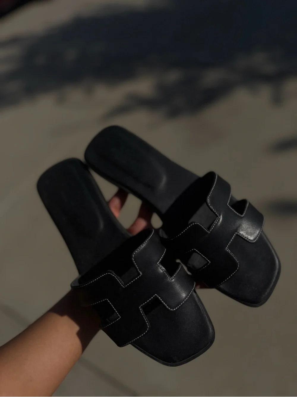Othr sleek black